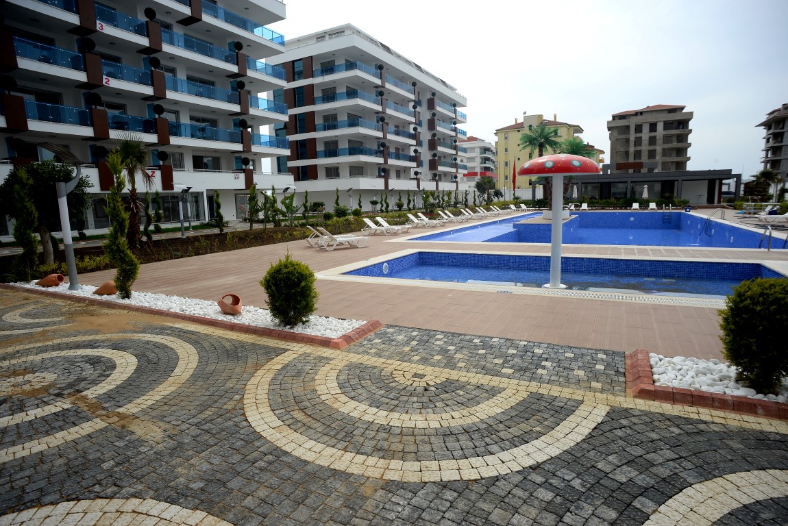 Deluxe 2+1 Seaview Beach Apartment in Alanya